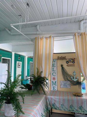 5683 Grande Lagoon Dr, Pensacola, FL 32507