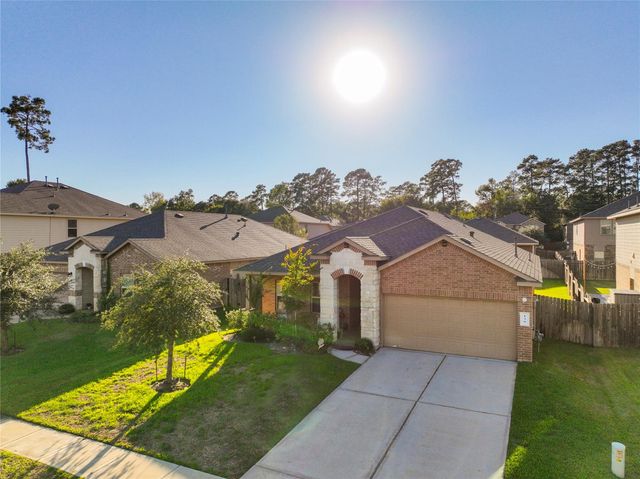 138 Meadow Grove Drive, Conroe, TX 77384