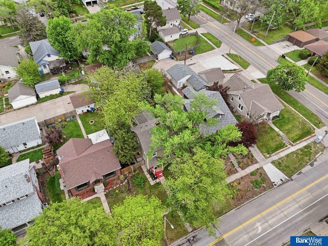 2740 S 13 Street, Lincoln, NE 68502
