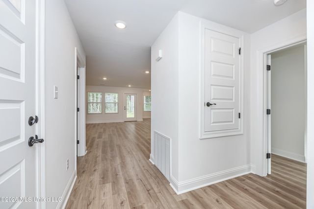 3711 Olivia Drive, Ocean Springs, MS 39564