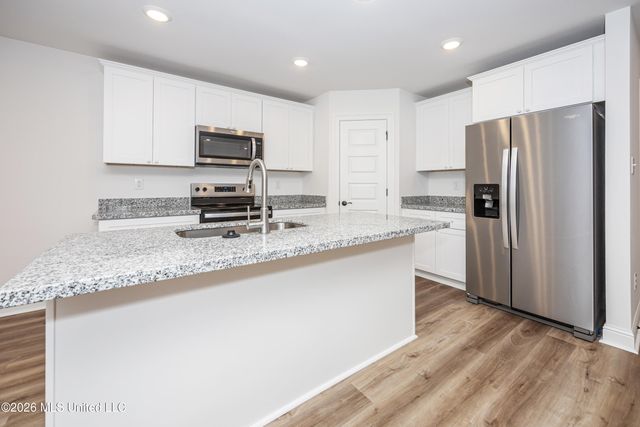 3711 Olivia Drive, Ocean Springs, MS 39564