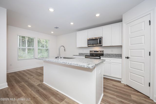 3711 Olivia Drive, Ocean Springs, MS 39564