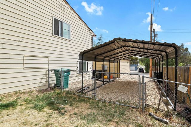 6575 Estes Street, Arvada, CO 80004
