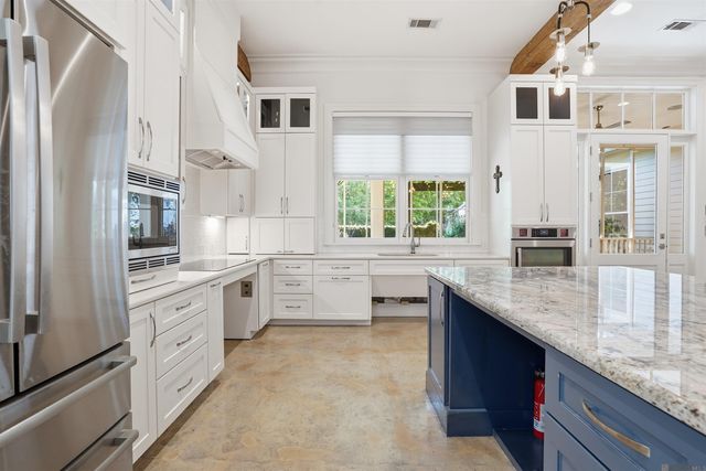907 Carter Ave, Baton Rouge, LA 70806
