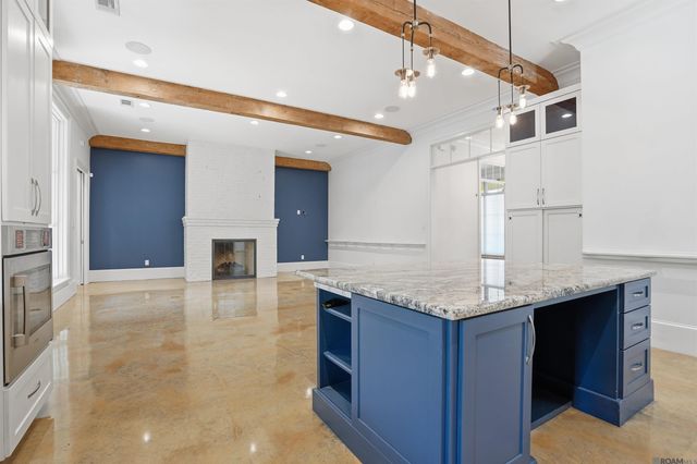 907 Carter Ave, Baton Rouge, LA 70806