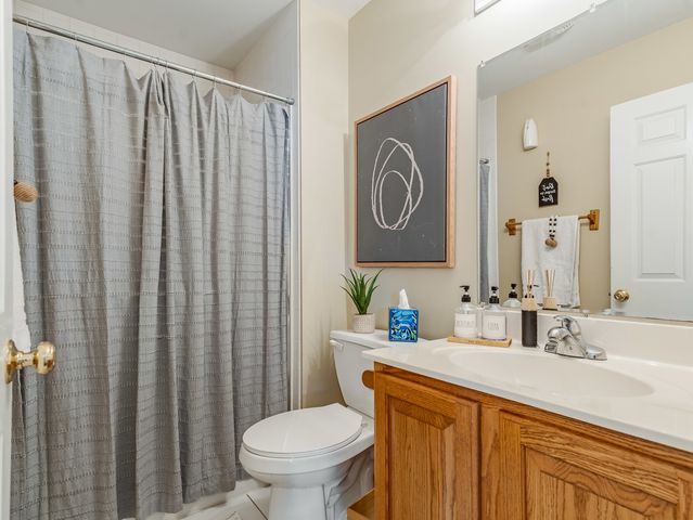 959 W Ogden Avenue, Naperville, IL 60563