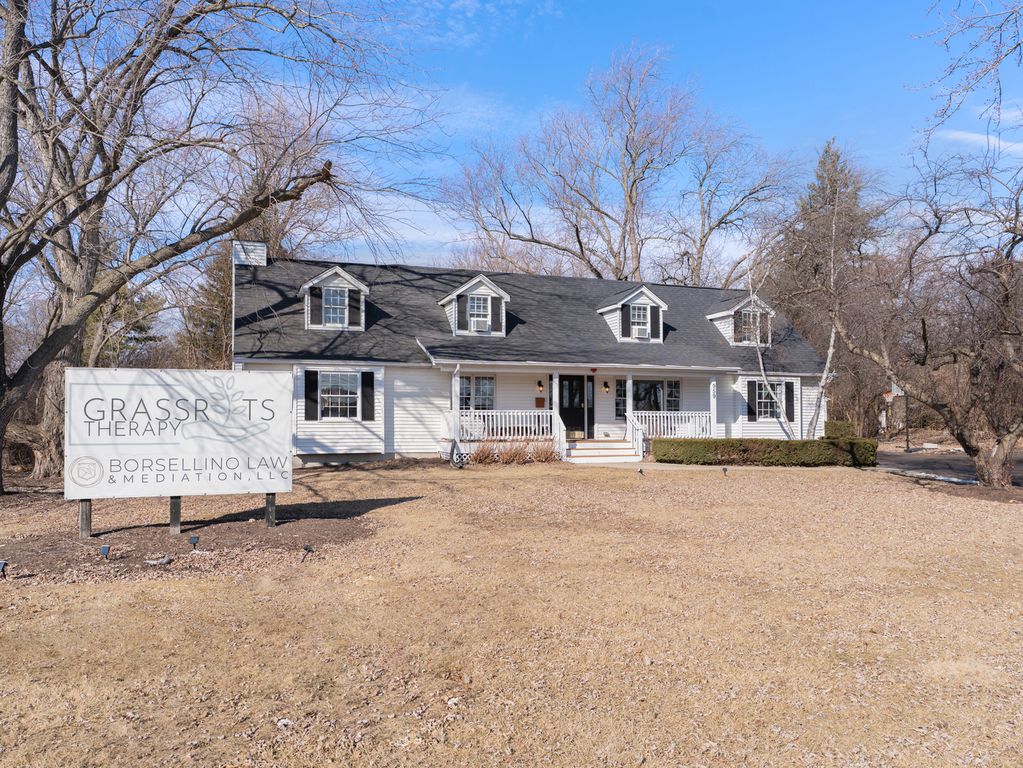 959 W Ogden Avenue, Naperville, IL 60563