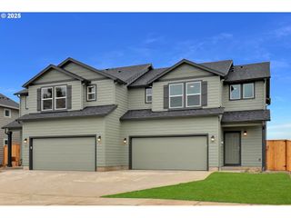 2363 W 10th Ave, Junction City, OR 97448