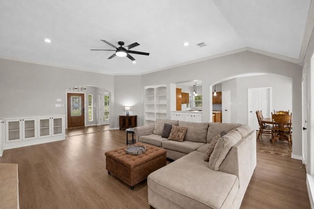 9403 Highland Pointe Drive, Needville, TX 77461