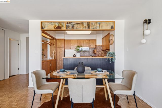 320 Lee St 603, Oakland, CA 94610