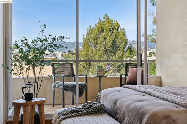 320 Lee St 603, Oakland, CA 94610