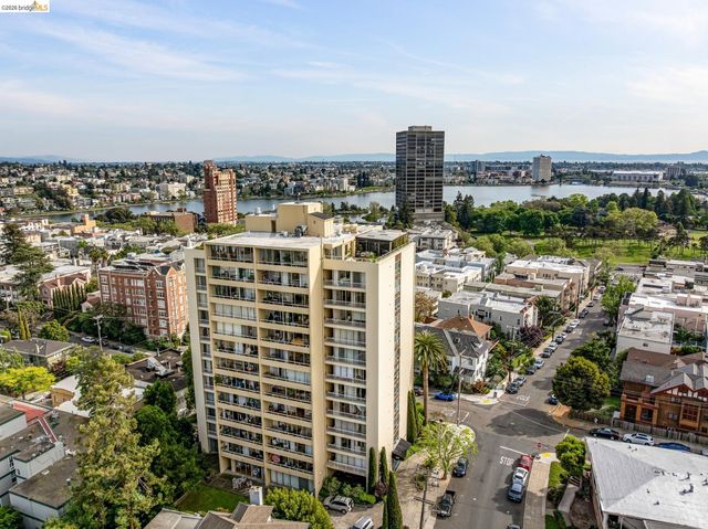 320 Lee St 603, Oakland, CA 94610