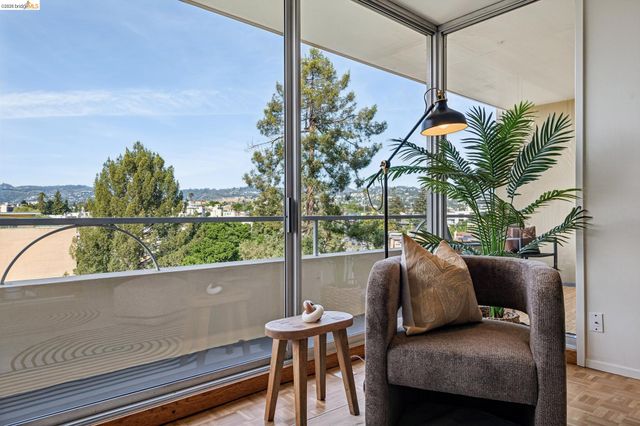 320 Lee St 603, Oakland, CA 94610