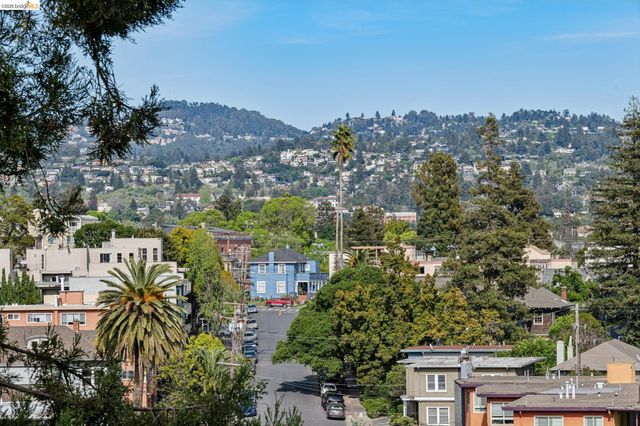 320 Lee St 603, Oakland, CA 94610