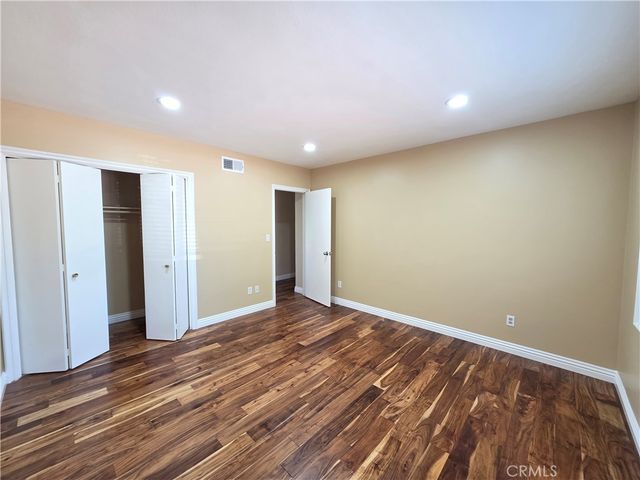 19022 Merridy, Northridge, CA 91324