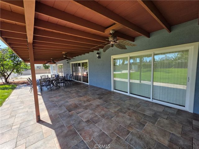 19022 Merridy, Northridge, CA 91324