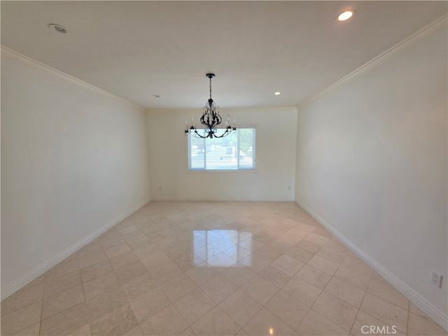 19022 Merridy, Northridge, CA 91324