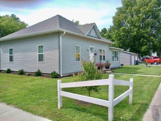 322 S First Street, Monticello, IN 47960