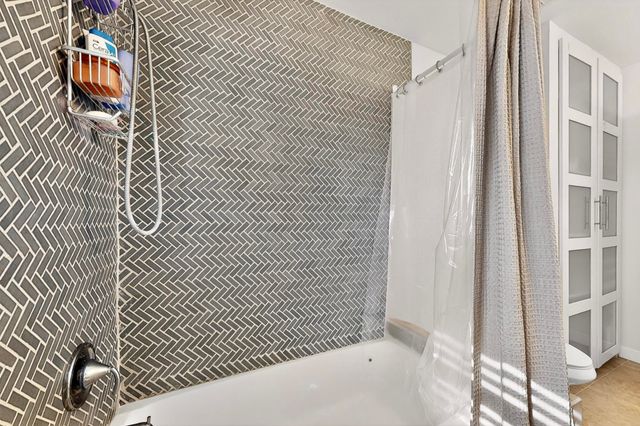 846 Creekridge Drive, Dallas, TX 75218