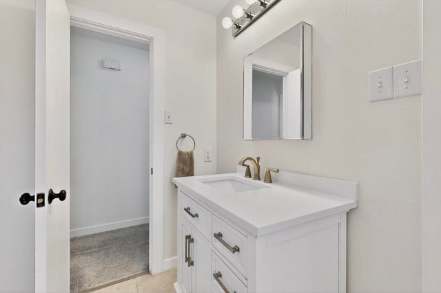 846 Creekridge Drive, Dallas, TX 75218