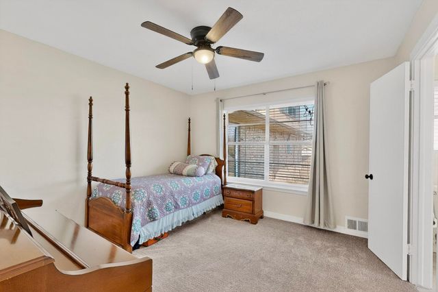 846 Creekridge Drive, Dallas, TX 75218