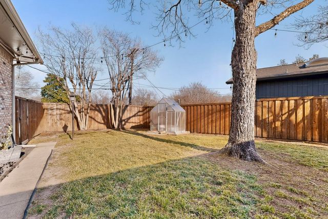 846 Creekridge Drive, Dallas, TX 75218