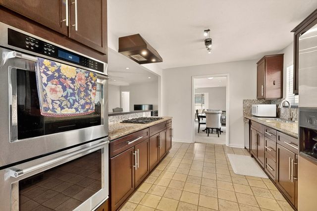 846 Creekridge Drive, Dallas, TX 75218