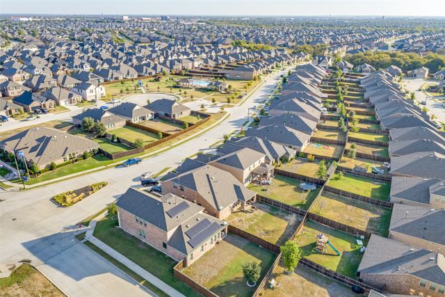 1300 Lake Grove Drive, Little Elm, TX 75068