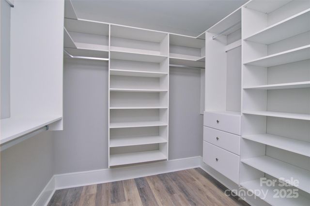 3905 Plainview Road, Charlotte, NC 28208