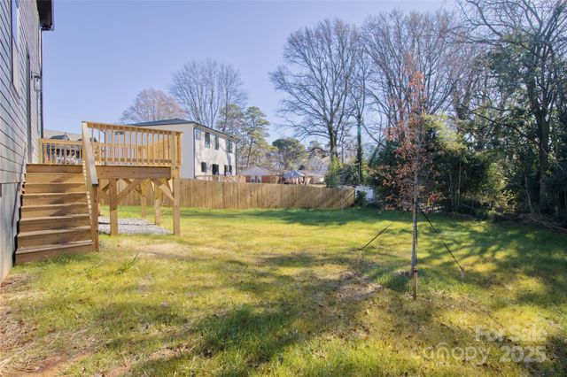 3905 Plainview Road, Charlotte, NC 28208