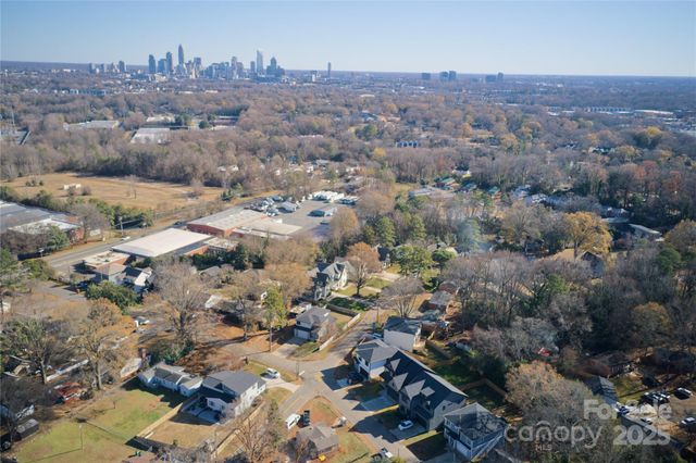 3905 Plainview Road, Charlotte, NC 28208