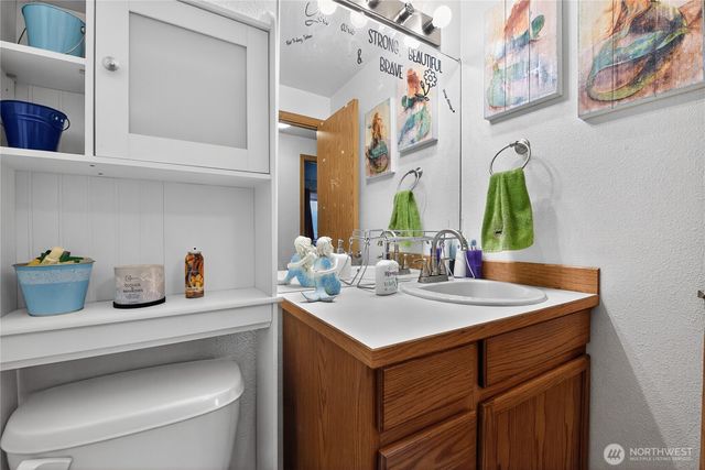 214 Cedar Street E, Roy, WA 98580