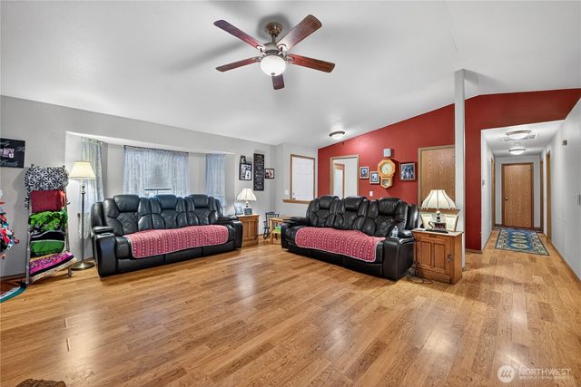 214 Cedar Street E, Roy, WA 98580