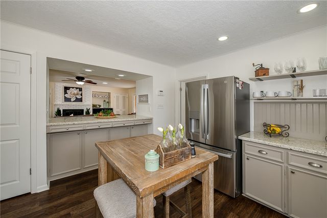 3616 Sweetbriar Drive, Bryan, TX 77802