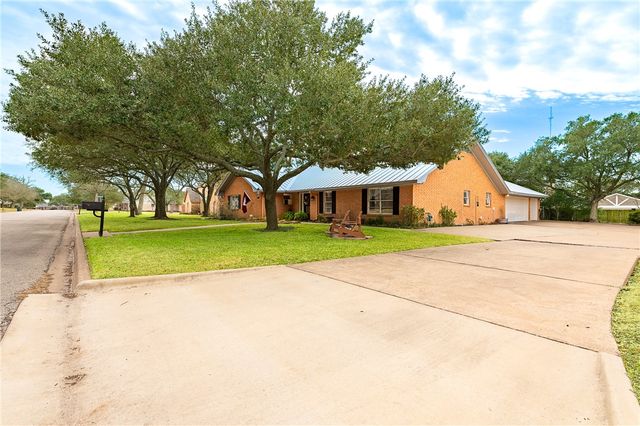 3616 Sweetbriar Drive, Bryan, TX 77802