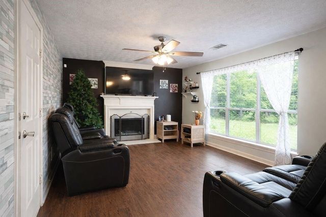 8408 Willows Way, Riverdale, GA 30274