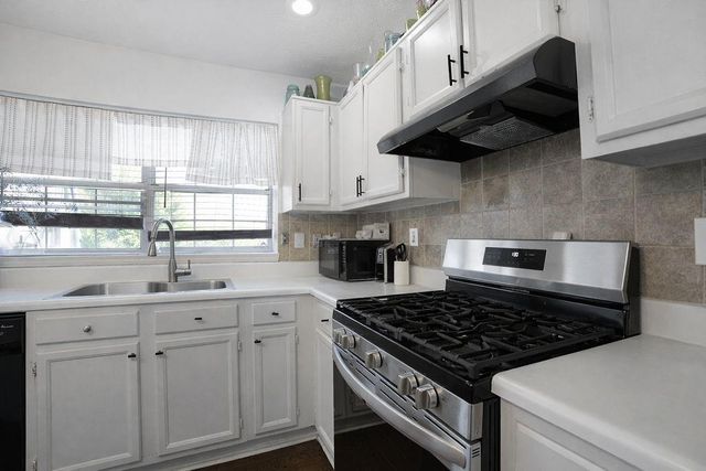 8408 Willows Way, Riverdale, GA 30274