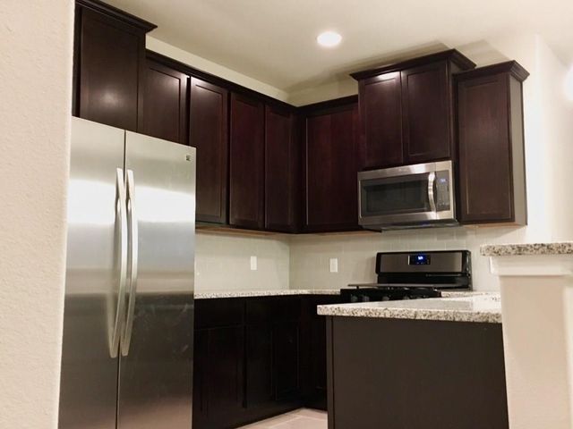 2304 S Lakeline BLVD 454, Cedar Park, TX 78613