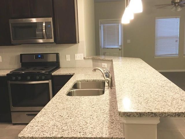 2304 S Lakeline BLVD 454, Cedar Park, TX 78613