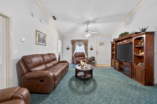 215 DAIRY ROAD, Auburndale, FL 33823