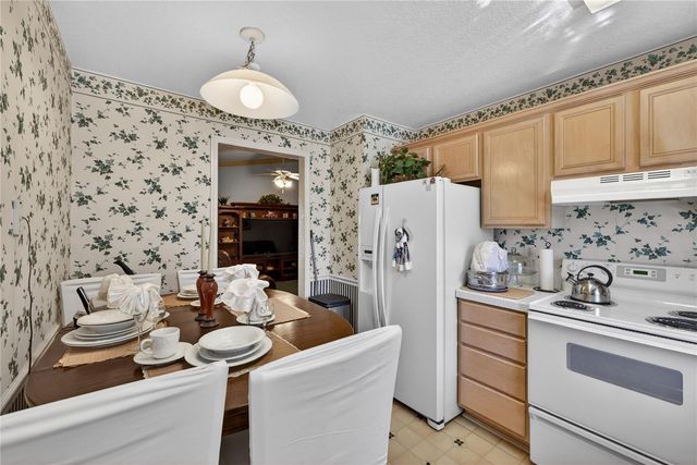 215 DAIRY ROAD, Auburndale, FL 33823