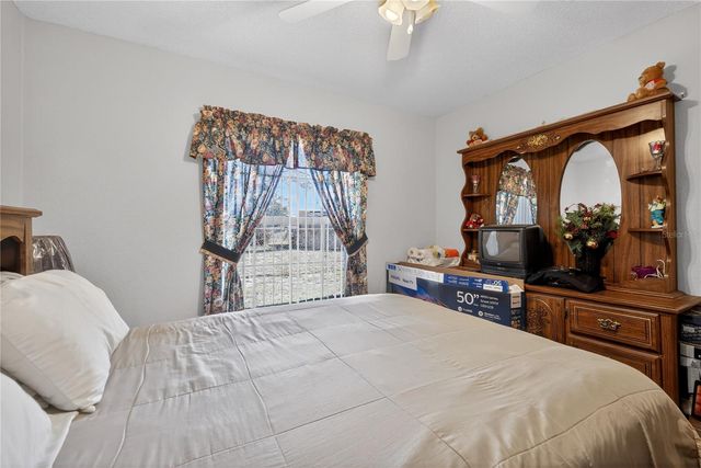 215 DAIRY ROAD, Auburndale, FL 33823