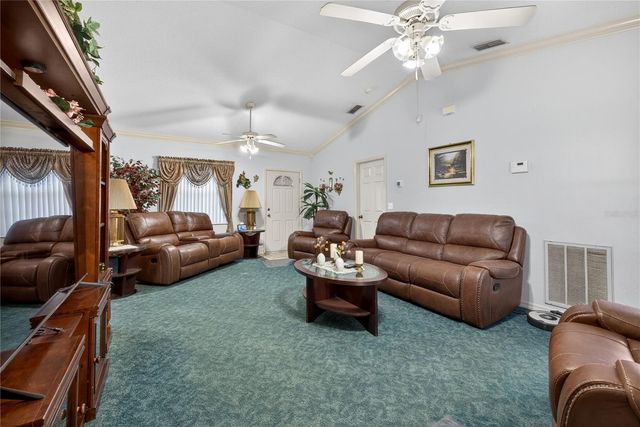 215 DAIRY ROAD, Auburndale, FL 33823