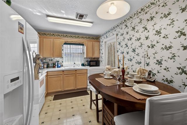 215 DAIRY ROAD, Auburndale, FL 33823