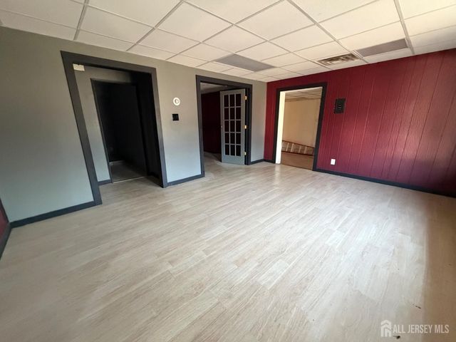 1972 Route 27 Highway, Edison, NJ 08817