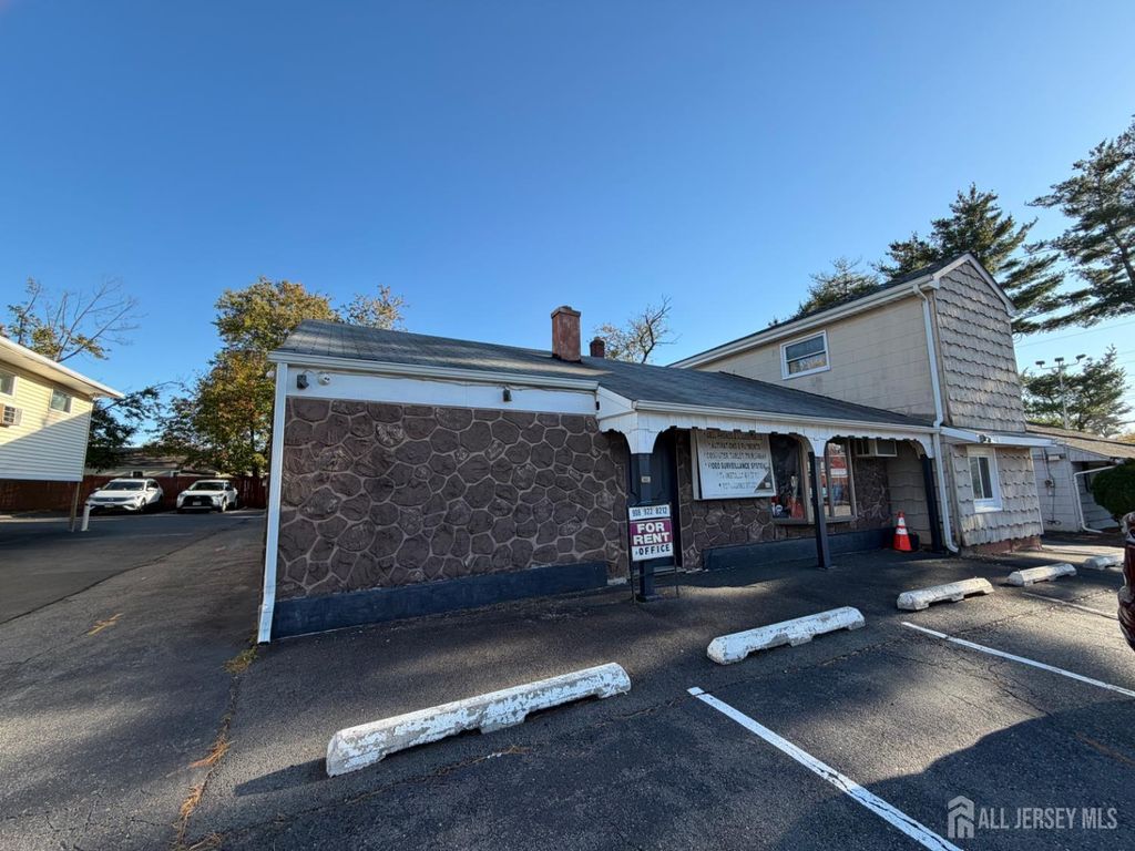 1972 Route 27 Highway, Edison, NJ 08817