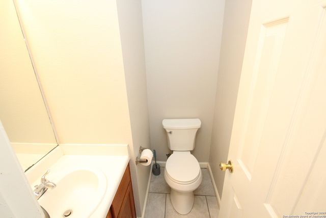 10402 Cub Vly, San Antonio, TX 78245
