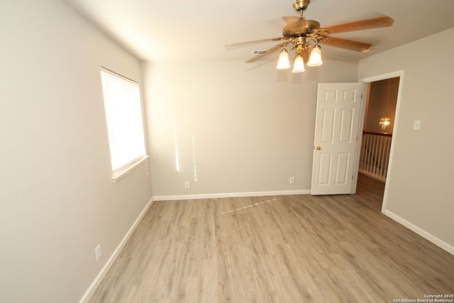 10402 Cub Vly, San Antonio, TX 78245