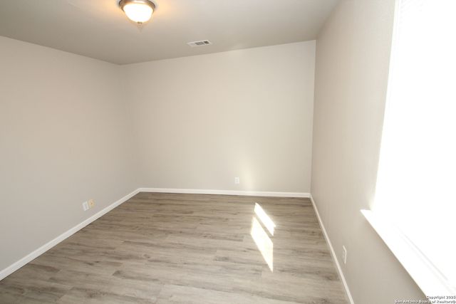 10402 Cub Vly, San Antonio, TX 78245