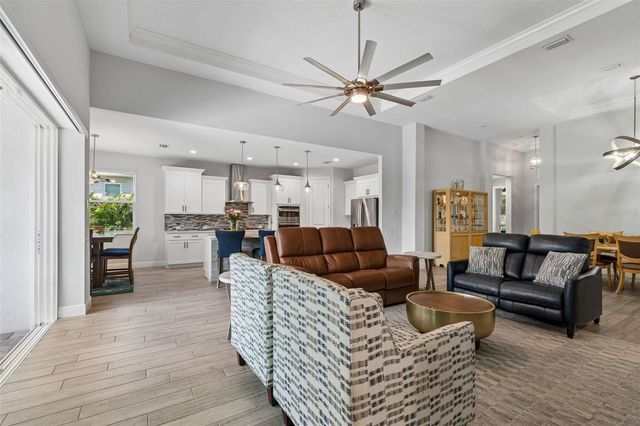 1008 SIBERIAN GLEN, Bradenton, FL 34212